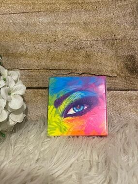 NWT Lisa Frank x Glamour Dolls compact Stargazing shimmer eyeshadow